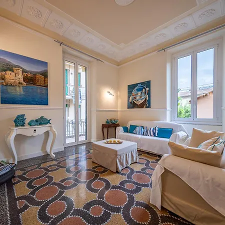 House A Due Passi Dal Mare