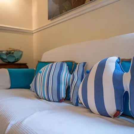 House A Due Passi Dal Mare