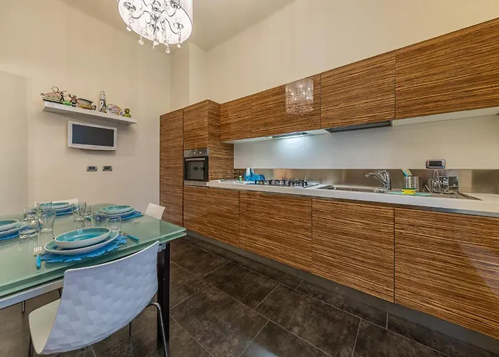 House A Due Passi Dal Mare *